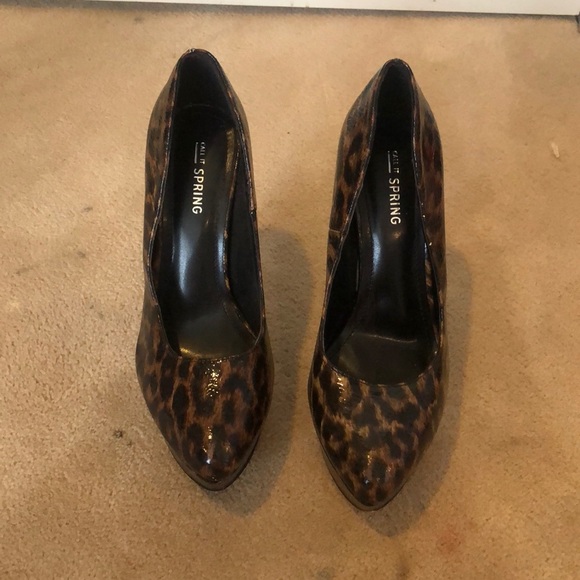 Women’s patent leather high heels. - Picture 2 of 3